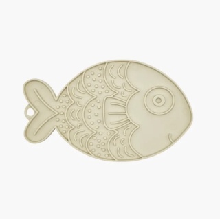 FIBOO Fishka beżowa -mata do lizania dla psów i kotów